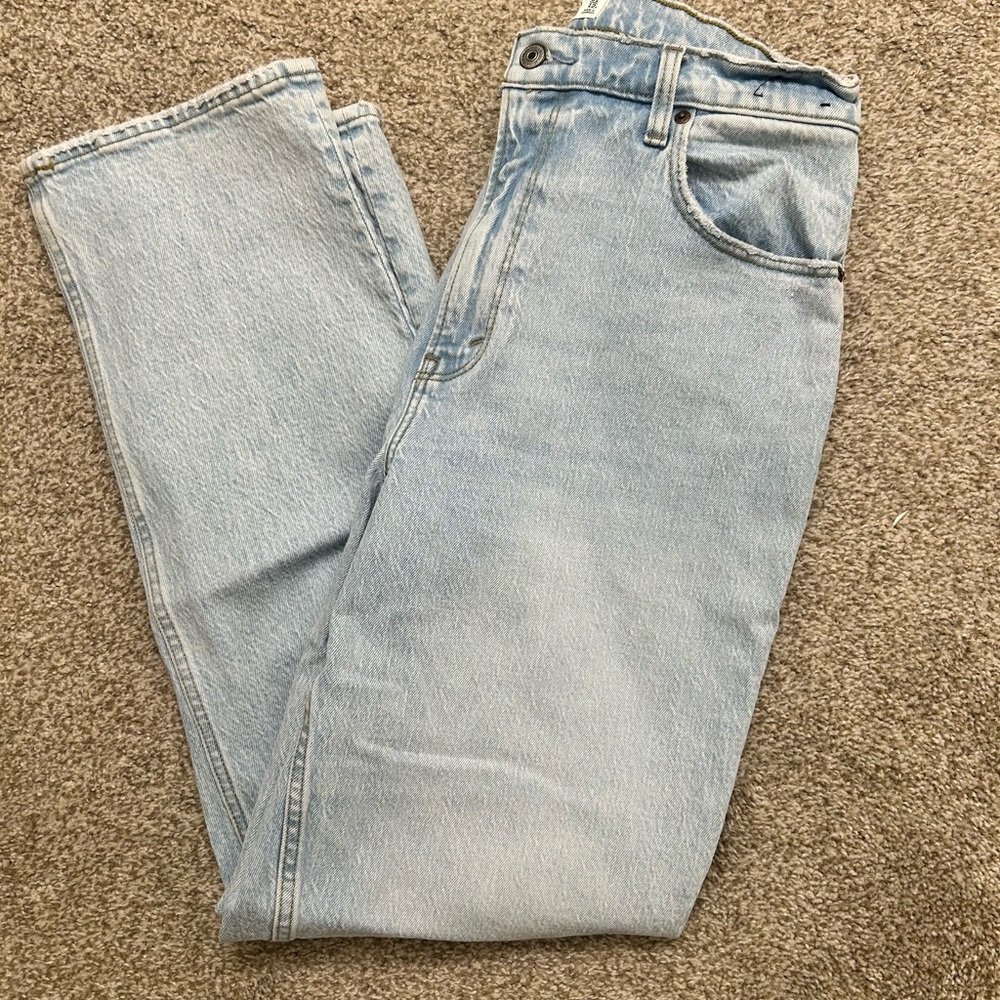 Abercrombie & Fitch Women’s Curve love jeans